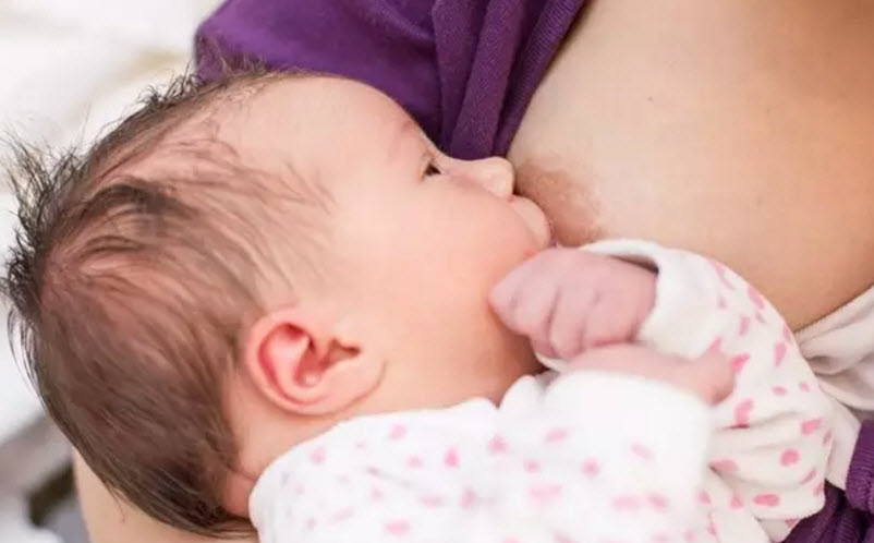 如何區別區別母乳性腹瀉 寶寶母乳性腹瀉媽媽不能吃什么