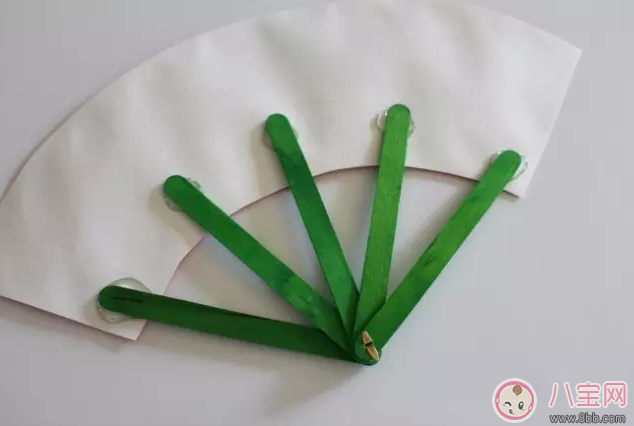 小小冰棍棒大用處 自制玩具來解暑