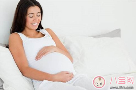 孕婦在懷孕期間可以唱歌嗎    孕婦唱歌會導致胎兒缺氧嗎