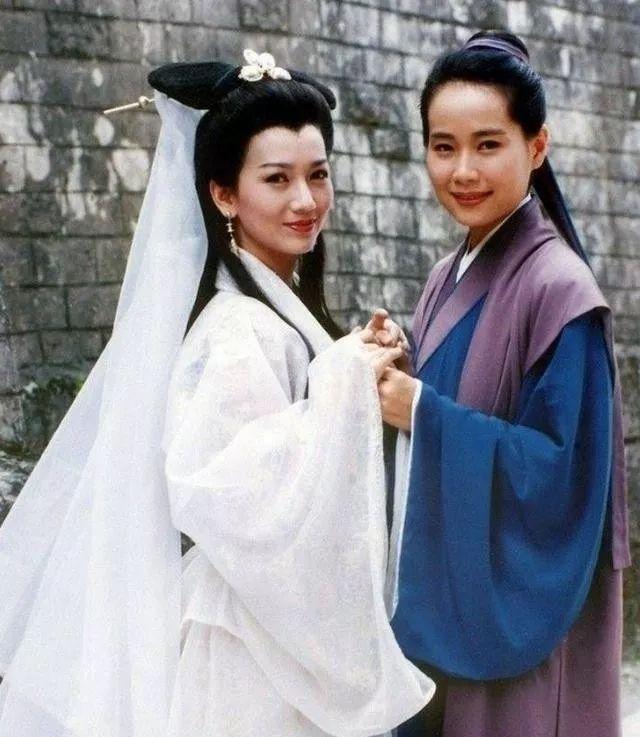 歌詞有魔鬼的是什么歌_有魔鬼的歌詞是什么歌_魔鬼歌曲歌詞